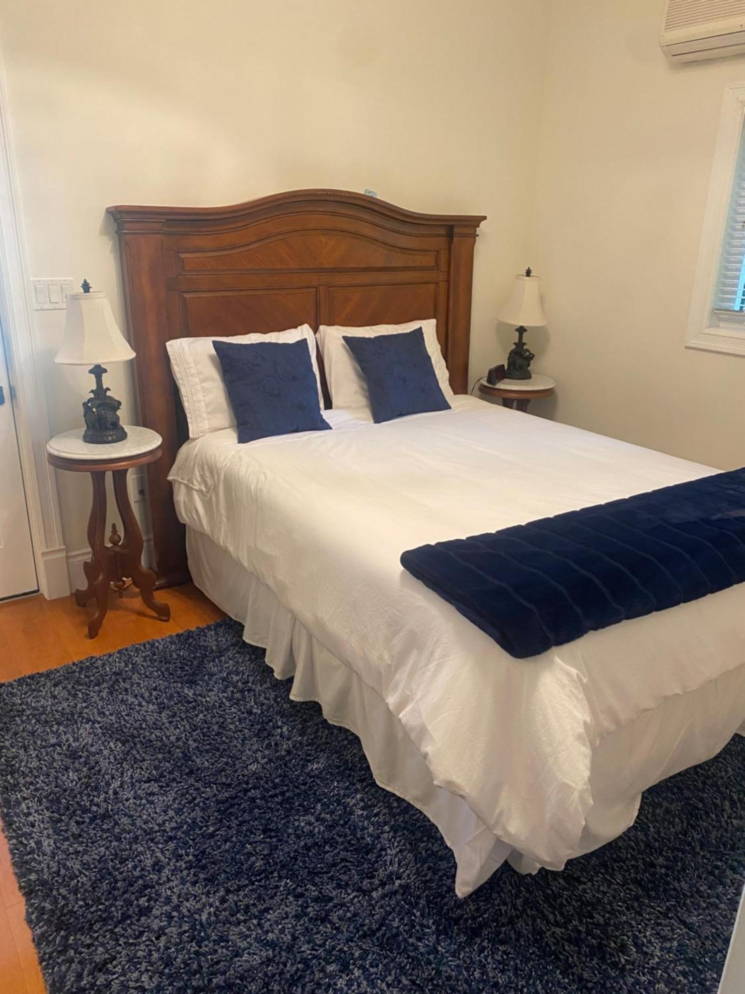 North Of Avon B&B Suites Стратфорд Екстериор снимка